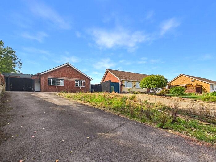 2 Bedroom Bungalow For Sale In Grange Road, Tuffley, Gloucester, Gloucestershire, GL4
