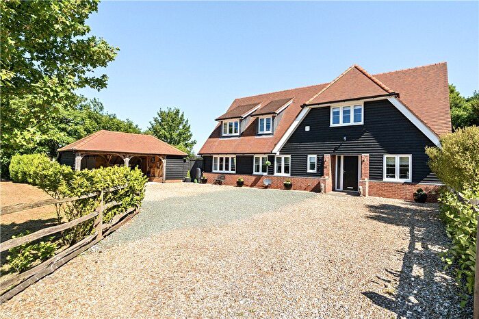 4 Bedroom Detached House For Sale In Ampfield Hill, Ampfield, Romsey, Hampshire, SO51