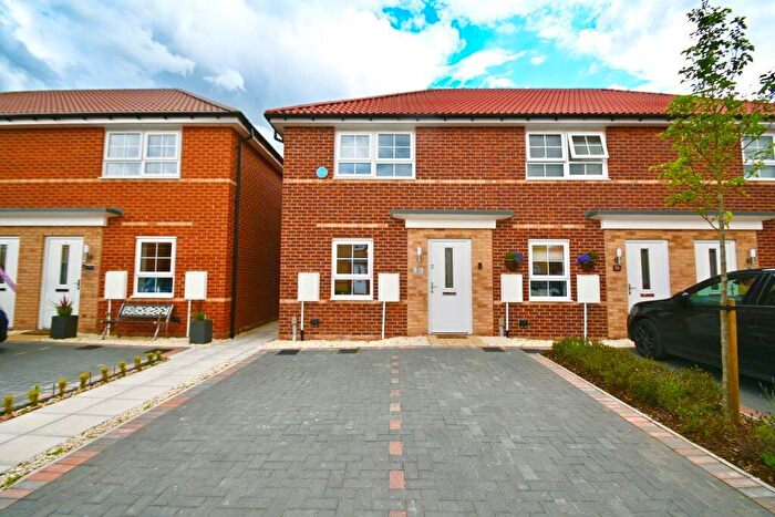 2 Bedroom Semi-Detached House To Rent In Farleigh Drive, Harworth, Doncaster, DN11