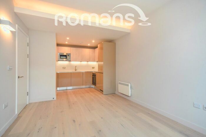 2 Bedroom Flat To Rent In Wokingham Road, Binfield, Bracknell, RG42