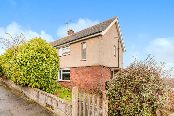 2 Bedroom Semi-Detached House To Rent In Mungo Park Road, Gravesend, Kent, DA12