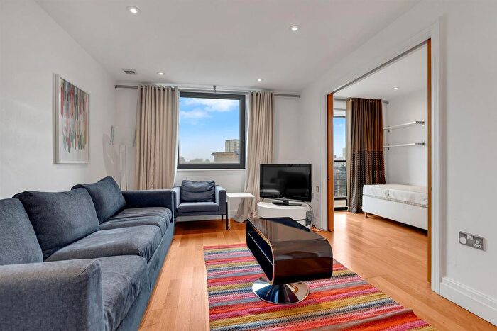 2 Bedroom Flat To Rent In Sheldon Square, London, W2