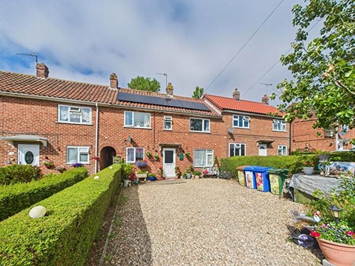 3 Bedroom Terraced House For Sale In Eastgate, Nafferton, Driffield, YO25