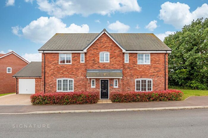5 Bedroom Detached House For Sale In Snowdrop Avenue, Cringleford, NR4