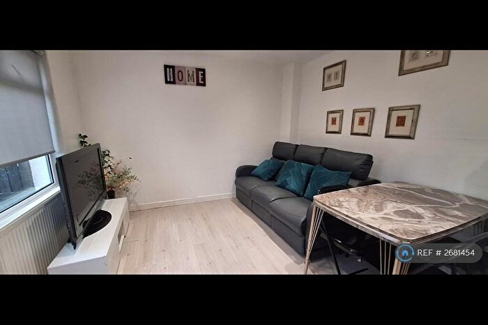 3 Bedroom Terraced House To Rent In Macauley Place, Kilmarnock, KA3