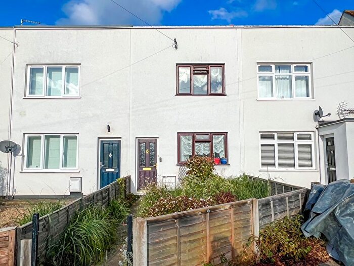 2 Bedroom End Of Terrace House For Sale In Eastcote Avenue, West Molesey, KT8