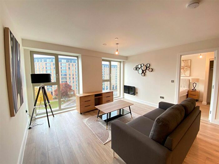2 Bedroom Apartment To Rent In Boulevard Plaza, A Bristol Street, Birmingham, B5