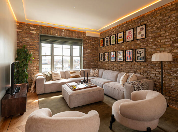 1 Bedroom Apartment For Sale In Piano Studios, Chalf Farm, London, NW1