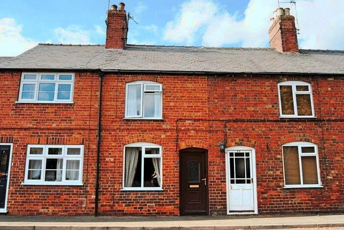 1 Bedroom Terraced House To Rent In High Street, Leadenham, LN5