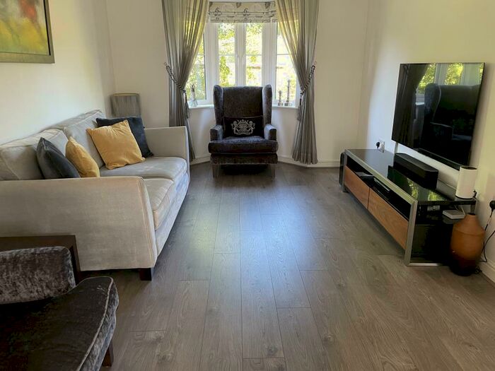 4 Bedroom Detached House To Rent In Bracknell, Berkshire, RG12