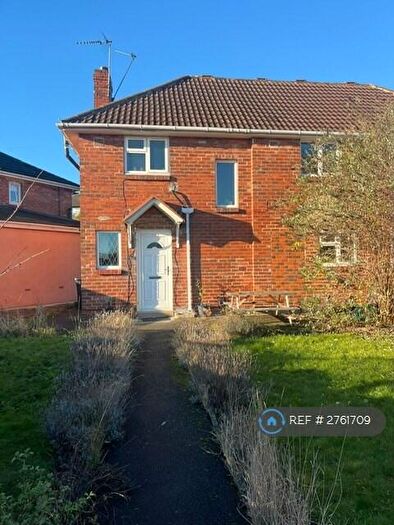 2 Bedroom Semi-Detached House To Rent In Rookwood Road, Leeds, LS9