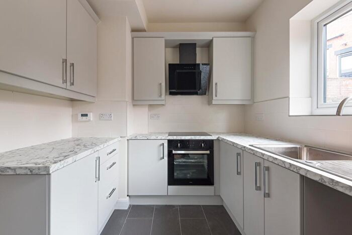2 Bedroom Terraced House To Rent In Gordon Road, Sharrow Vale, Sheffield, S11