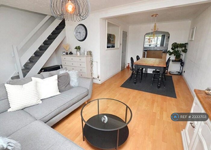 4 Bedroom End Of Terrace House To Rent In Causey Gardens, Exeter, EX1