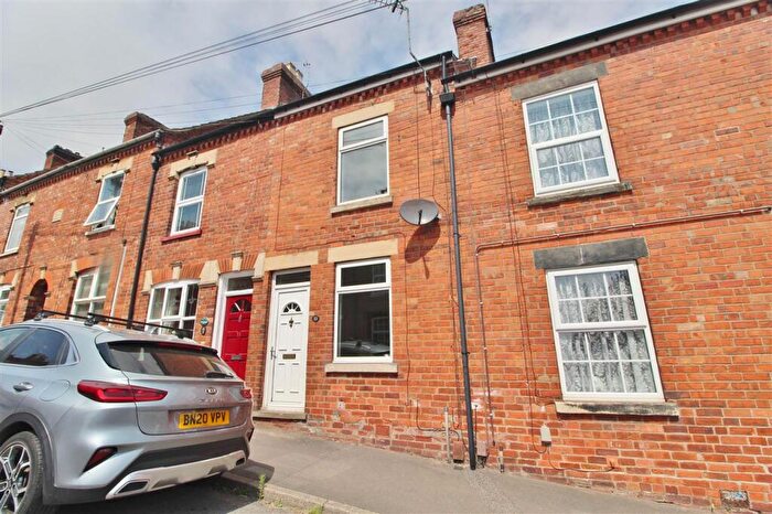2 Bedroom Terraced House For Sale In Green Hill Road, Grantham, NG31