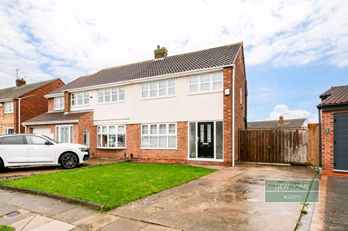 3 Bedroom Semi Detached House For Sale In Caistor Drive Hartlepool, TS25