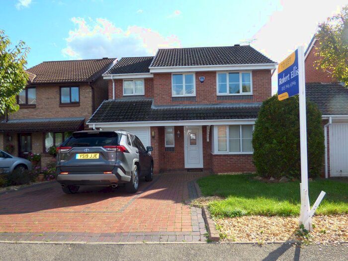 5 Bedroom Detached House To Rent In Epsom Road, Toton, NG9
