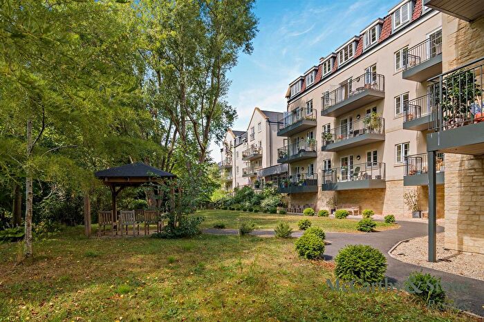 1 Bedroom Flat For Sale In Lambrook Court, Gloucester Road, Larkhall, Bath, BA1