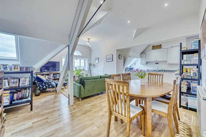 2 Bedroom Flat For Sale In Rushden Memorial Hall, Hayway, Rushden, NN10