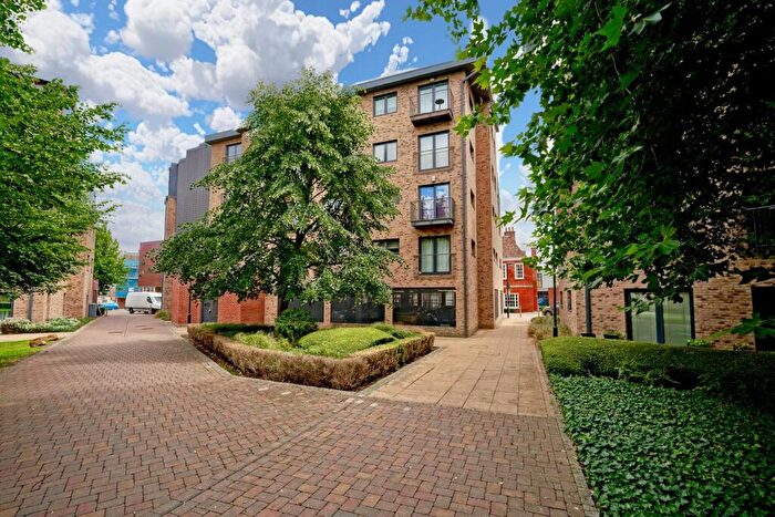 2 Bedroom Apartment For Sale In Princes Street, Huntingdon, PE29