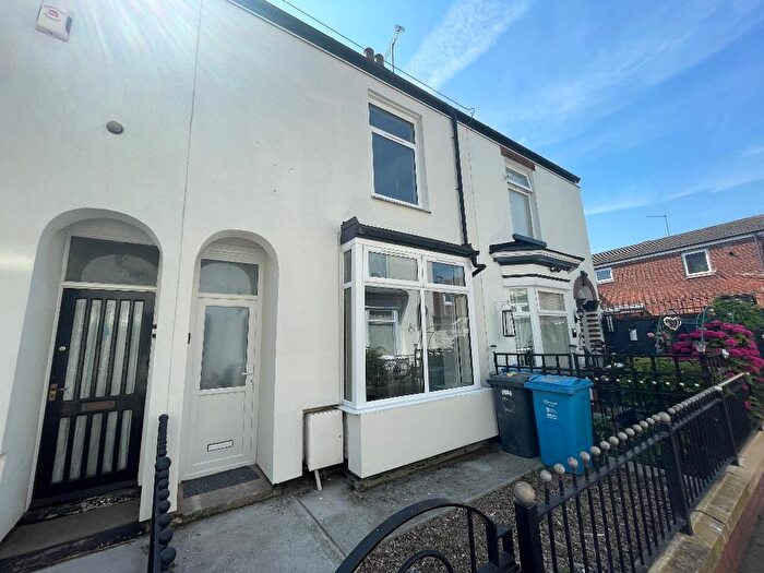 3 Bedroom Terraced House To Rent In Myrtle Avenue, Wellsted Street, Hull, HU3