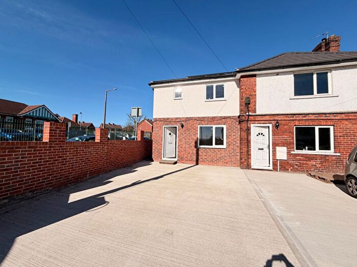 3 Bedroom Detached House To Rent In Ballfield Avenue, Darton, Barnsley, S75