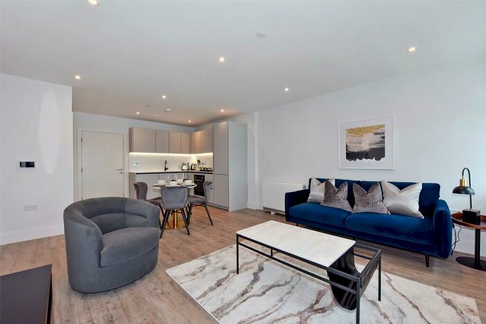 2 Bedroom Apartment To Rent In The Factory, Memorial Avenue, Slough, SL1