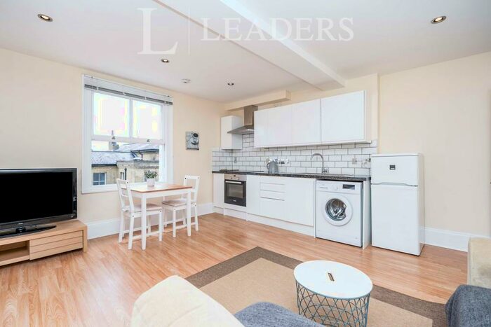 1 Bedroom Apartment To Rent In Canute Castle, Royal Crescent Road, Ocean Village, SO14