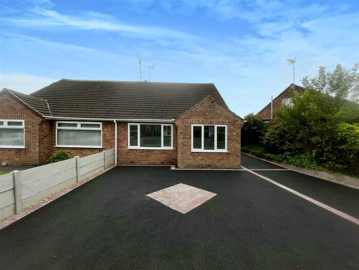3 Bedroom Bungalow To Rent In Chilton Crescent, Mansfield Woodhouse, Mansfield, NG19