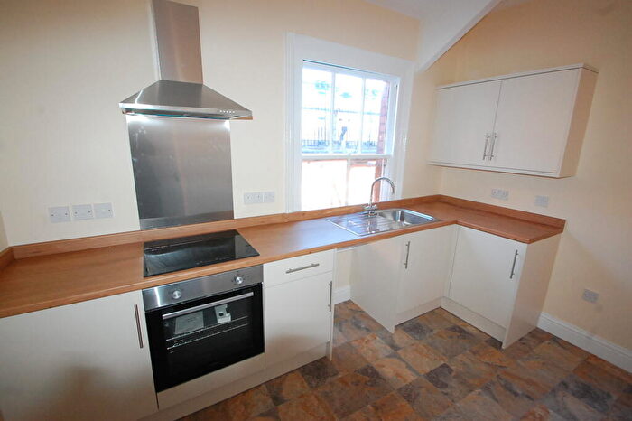 1 Bedroom Apartment To Rent In Market Place, Burton Upon Trent, DE14
