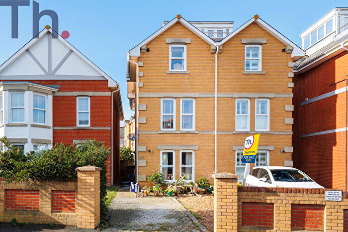 4 Bedroom Semi-Detached House For Sale In Sandown, Isle Of Wight, PO36