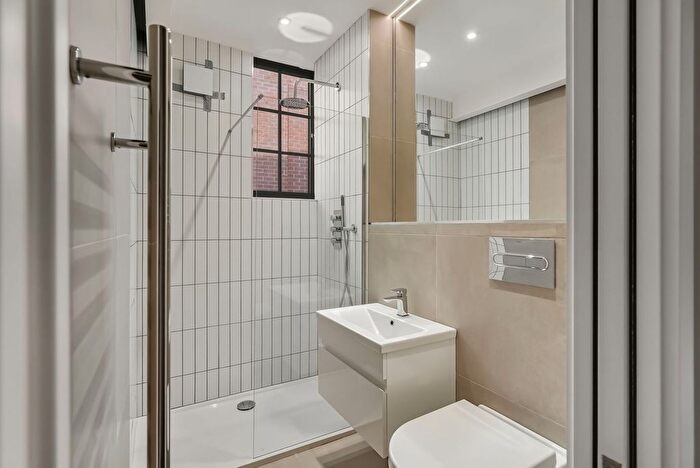 1 Bedroom Flat For Sale In High Street, Sutton, SM1