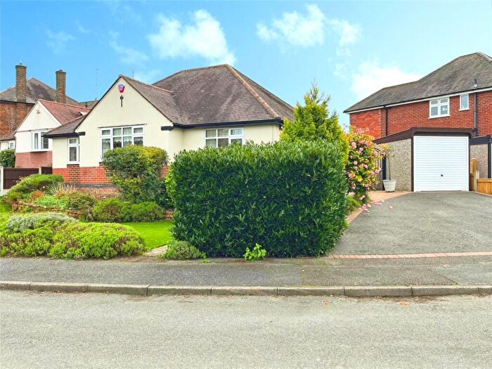 3 Bedroom Bungalow For Sale In Kniveton Park, Ilkeston, Derby, DE7