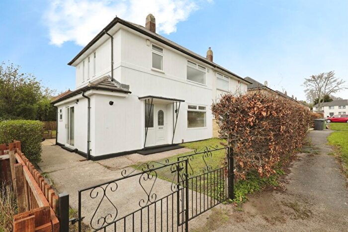 3 Bedroom Semi Detached House For Sale In Fir Tree Gardens, Leeds, LS17