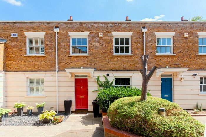 2 Bedroom Mews To Rent In Bramwell Mews, London, N1