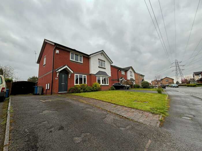2 Bedroom Semi-Detached House To Rent In Flixton, Manchester, M41