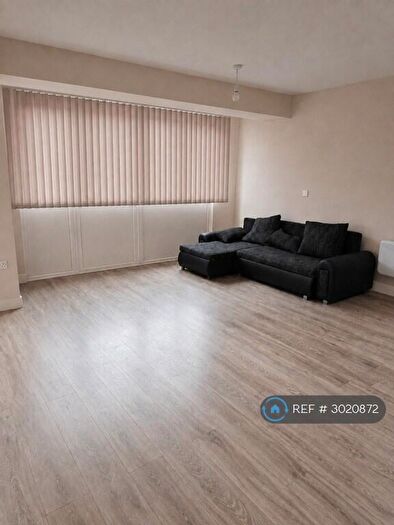 2 Bedroom Flat To Rent In Lesley Court, Bexleyheath, DA6