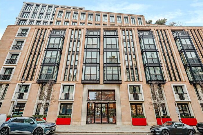 Studio To Rent In Portugal Street, London, WC2A