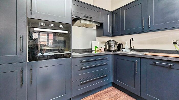 1 Bedroom Apartment To Rent In Leslie Park Road, Croydon, CR0