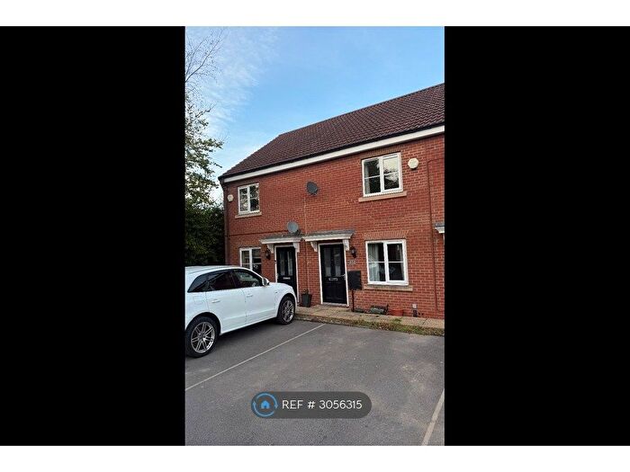 2 Bedroom Terraced House To Rent In St Giles Close, Retford, DN22