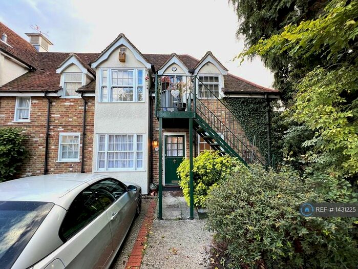 1 Bedroom Flat To Rent In Hockerill Street, Bishop's Stortford, CM23