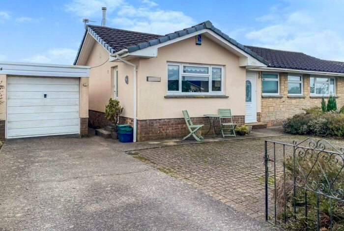 3 Bedroom Bungalow To Rent In Bratton Fleming, EX31