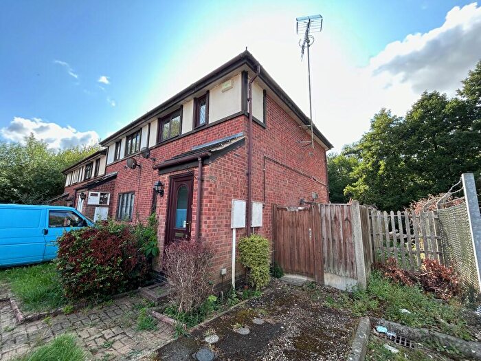 2 Bedroom House To Rent In Fircroft, Grantham, NG31