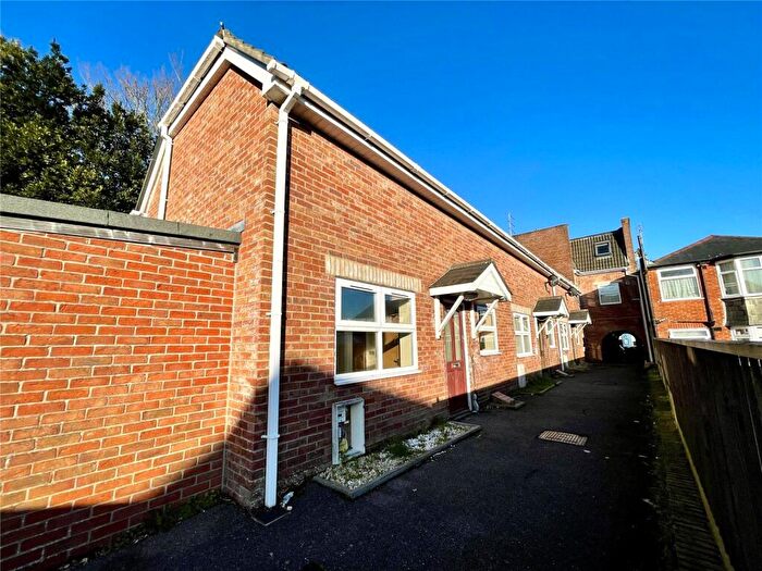 6 Bedroom Terraced House For Sale In Wimborne Road, Bournemouth, Dorset, BH9