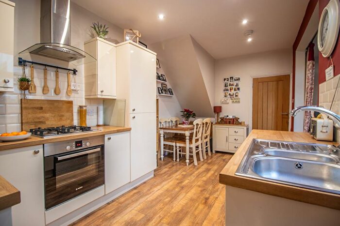 1 Bedroom Flat For Sale In Lifstan Way, Southend-on-Sea, SS1