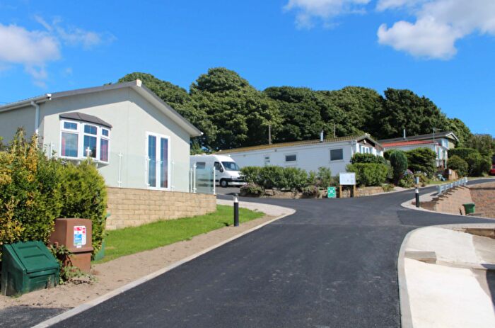 2 Bedroom Caravan For Sale In Menston, Ilkley, LS29