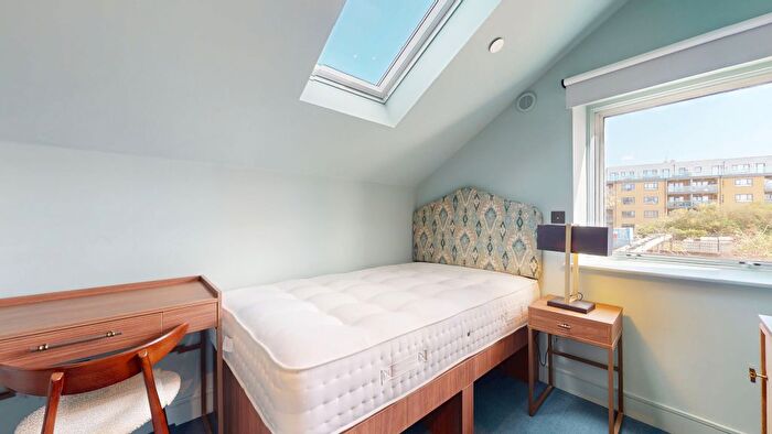 Studio To Rent In Cheshire Street, London, E2