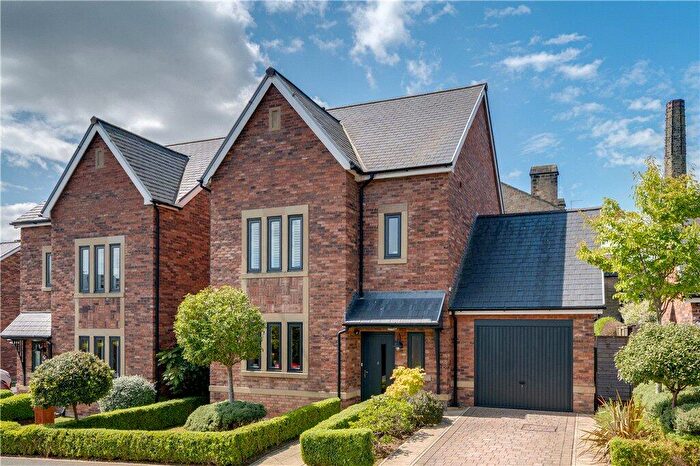 4 Bedroom Detached House For Sale In Middleton Court, Otley, West Yorkshire, LS21