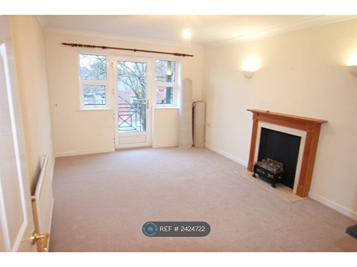 1 Bedroom Flat To Rent In Marlborough House, Reading, RG2