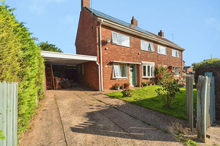 3 Bedroom Semi-Detached House For Sale In The Link, Louth, LN11