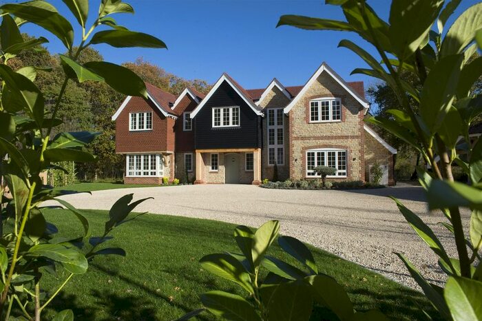 5 Bedroom Detached House To Rent In Windfall Common, Lurgashall, Haslemere, GU27